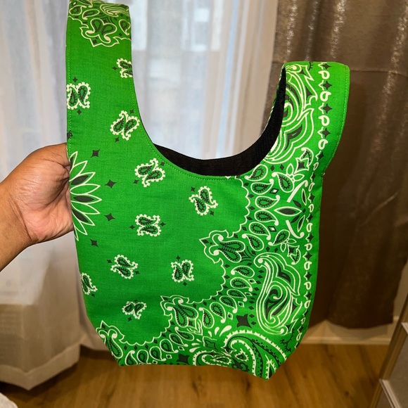 SOLD - YAITO Paisley Knot Bag - Picture 5 of 6